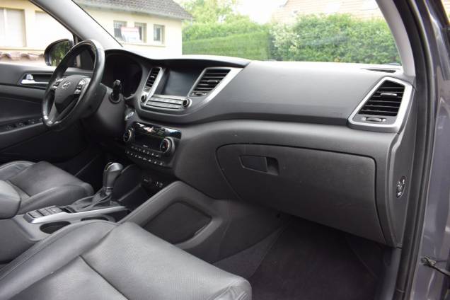HYUNDAI TUCSON EXECUTIVE 4X4 2.0 CRDI 185 CV BOITE AUTOMATIQUE / ORIGINE FRANCE / SUIVI COMPLET / TOIT OUVRANT PANORAMIQUE 30