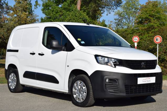 PEUGEOT PARTNER UTILITAIRE FOURGON 1.6 HDI 3 PLACES / CROCHET D ATTELAGE 3