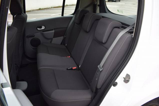 RENAULT MODUS 1.5 DCI 75 CV YAHOO / 5 PORTES 13