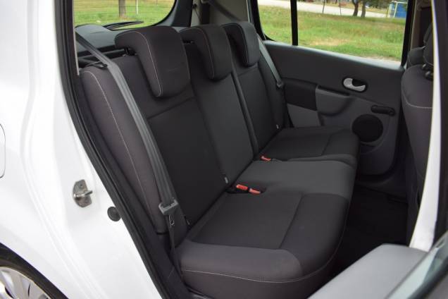 RENAULT MODUS 1.5 DCI 75 CV YAHOO / 5 PORTES 14