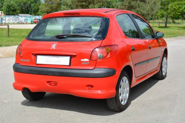 PEUGEOT 206 1.4 75 CV GENERATION 5 PORTES  4