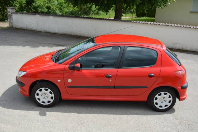 PEUGEOT 206 1.4 75 CV GENERATION 5 PORTES  8