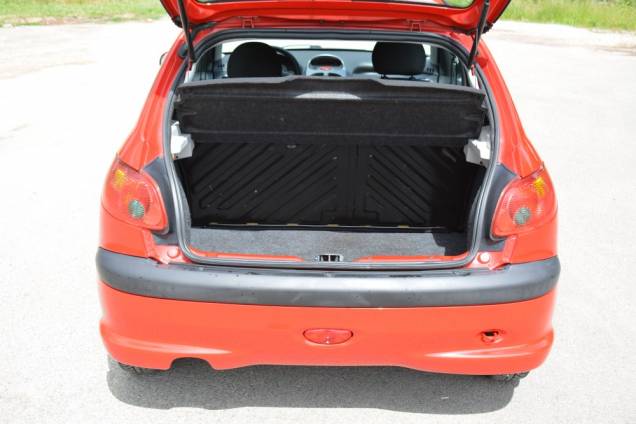 PEUGEOT 206 1.4 75 CV GENERATION 5 PORTES  18