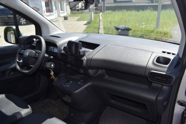 CITROEN BERLINGO VAN FOURGON TAILLE M 650 KG BLUEHDI 130 CV EAT8 13