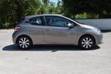 PEUGEOT 208 1.4 HDI 70 CV BOITE AUTOMATIQUE / CROCHET D'ATTELAGE / 65900 KMS 9