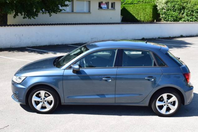 AUDI A1 SPORTBACK 1.4 TFSI 125 CV AMBIENTE 5 PORTES / 1ère MAIN / ORIGINE FRANCE 8