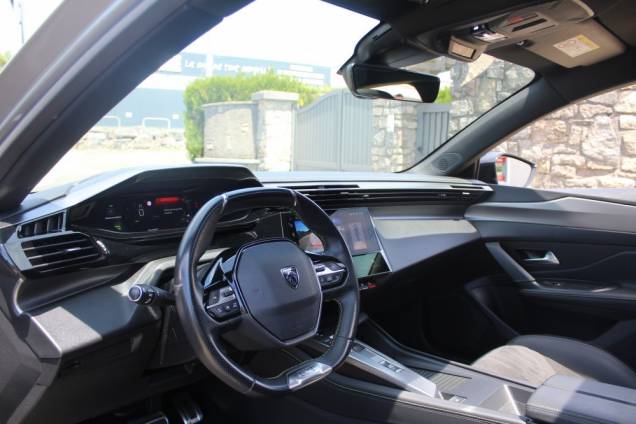 PEUGEOT 308 GT BLUEHDI 130 CV EAT8 / ORIGINE FRANCE / TOIT OUVRANT PANORAMIQUE 11