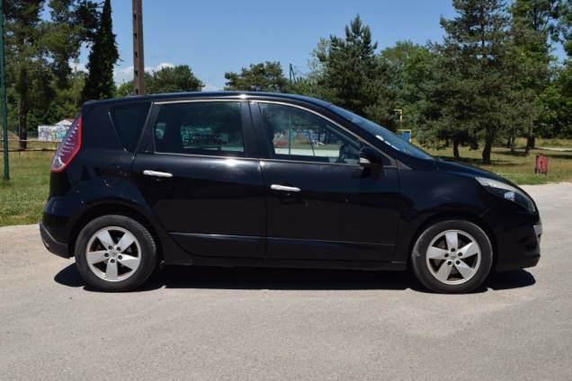 RENAULT SCENIC EXPRESSION 1.6 DCI 130 CV  7
