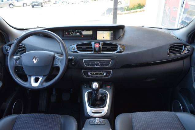 RENAULT SCENIC EXPRESSION 1.6 DCI 130 CV  12
