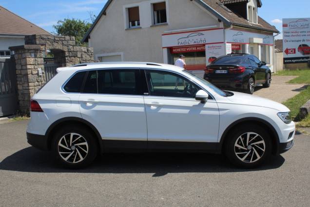 VOLKSWAGEN TIGUAN CONNECT 1.5 TSI 150 CV BVM6 4