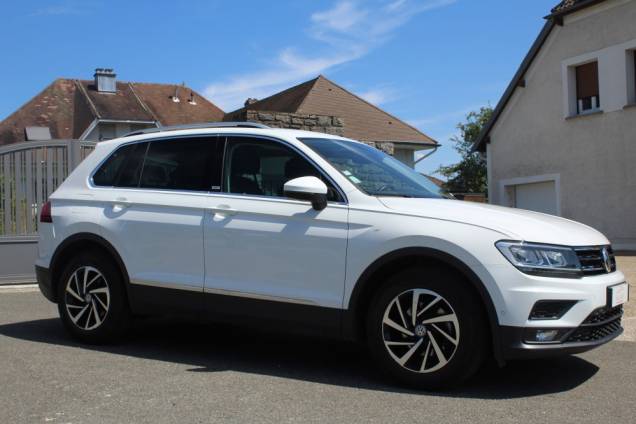 VOLKSWAGEN TIGUAN CONNECT 1.5 TSI 150 CV BVM6 3