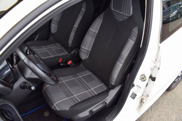 PEUGEOT 108 ALLURE 82 CV / 88500 KMS / CAMERA DE RECUL / GPS / CLIMATISATION 10