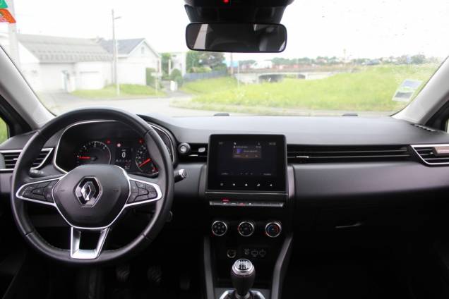 RENAULT CLIO BUSINESS 1.5 BLUEDCI 85 CV BVM6 / ORIGINE FRANCE 10