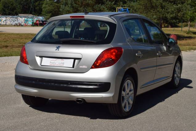 PEUGEOT 207 1.6 HDI 110 CV 5 PORTES / 69000 KMS 4