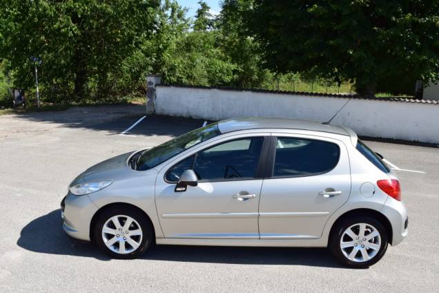 PEUGEOT 207 1.6 HDI 110 CV 5 PORTES / 69000 KMS 6