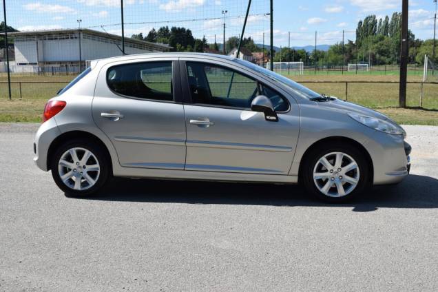PEUGEOT 207 1.6 HDI 110 CV 5 PORTES / 69000 KMS 7