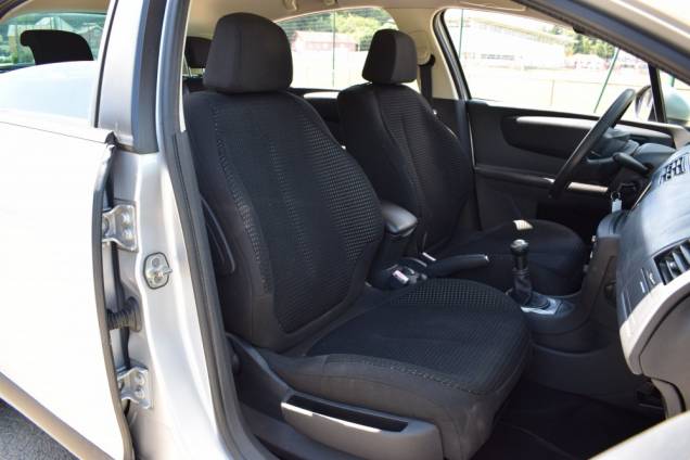 CITROEN C4 1.6 HDI 90 CV COLLECTION 5 PORTES 12