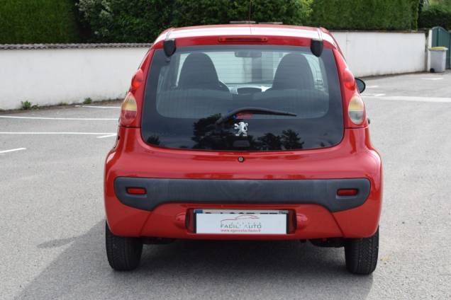 PEUGEOT 107 1.0 68 CV 5 PORTES 6