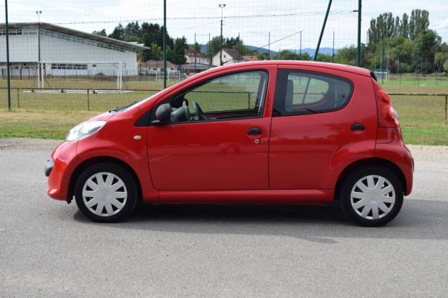 PEUGEOT 107 1.0 68 CV 5 PORTES 7