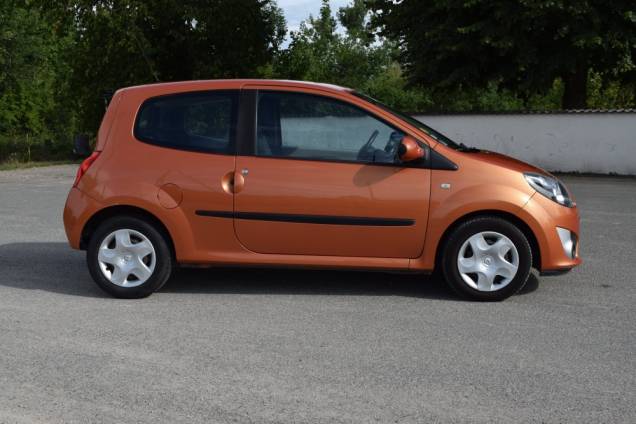 RENAULT TWINGO DCI 65 CV  9