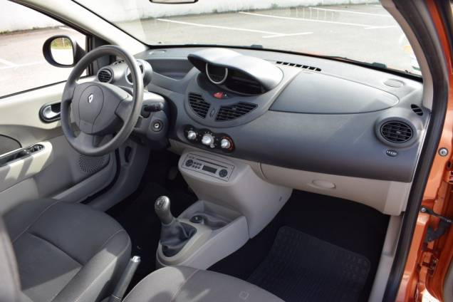 RENAULT TWINGO DCI 65 CV  16