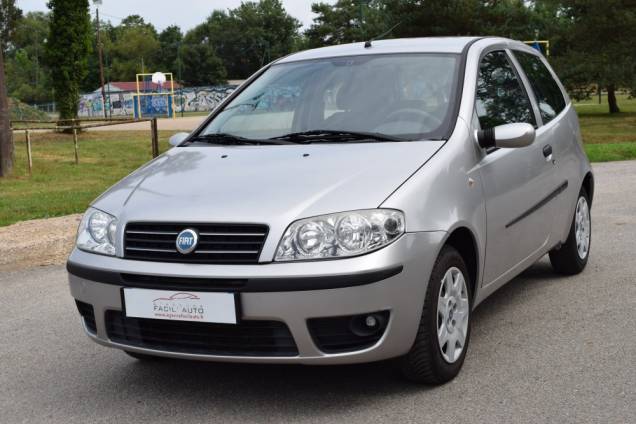 FIAT PUNTO 1.2 60 CV / 1ère MAIN / 19900 KMS / CLIMATISATION 1