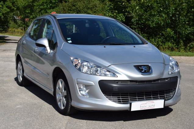 PEUGEOT 308 1.6 HDI 110 CV NAVTEQ 5 PORTES / 1ère MAIN / 75500 KMS 2