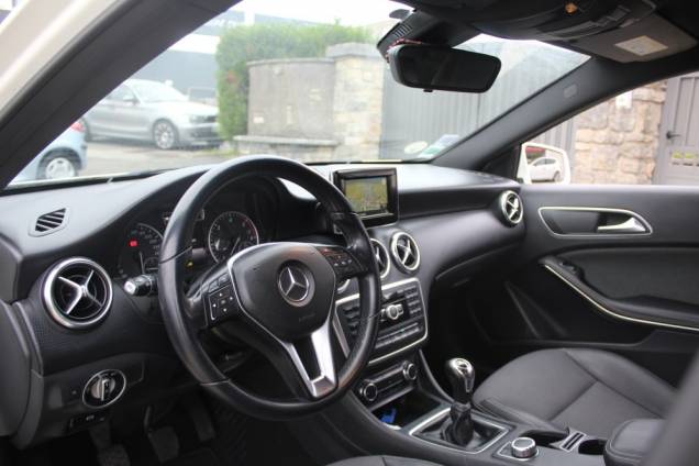 MERCEDES BENZ CLASSE A 180 109 CV BVM6 / ORIGINE FRANCE 8