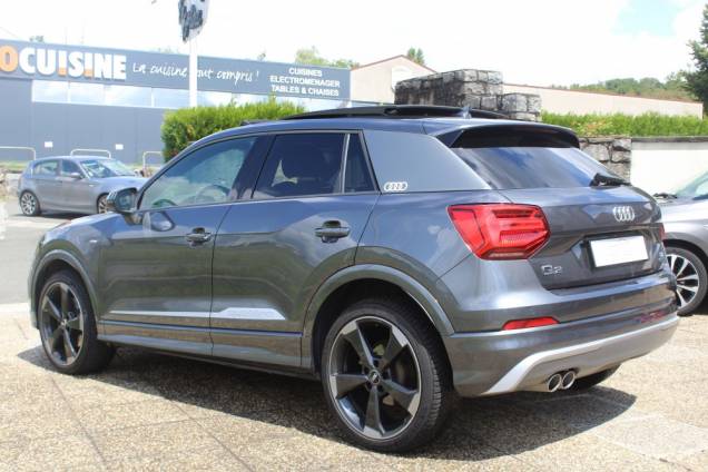 AUDI Q2 S-LINE 2.0 TDI 190 CV QUATTRO S-TRONIC 7 / ORIGINE FRANCE / TOIT OUVRANT PANORAMIQUE 8