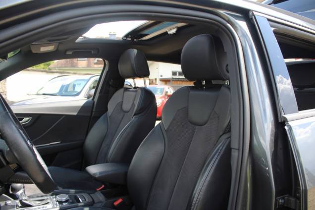 AUDI Q2 S-LINE 2.0 TDI 190 CV QUATTRO S-TRONIC 7 / ORIGINE FRANCE / TOIT OUVRANT PANORAMIQUE 13