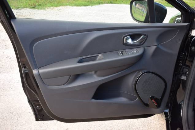 RENAULT CLIO IV GENERATION 0.9 TCE 90 CV / 1ere MAIN / 52500 KMS 9