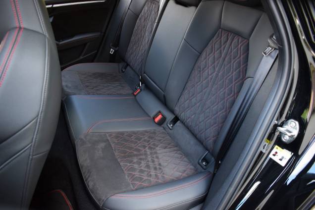 AUDI A3 S-LINE BERLINE 35 TFSI 2.0 150 CV / 78000 KMS / BANG & OLUFSEN 21