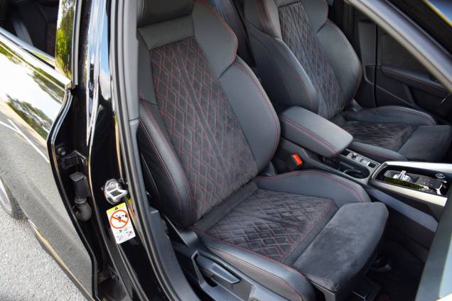 AUDI A3 S-LINE BERLINE 35 TFSI 2.0 150 CV / 78000 KMS / BANG & OLUFSEN 33