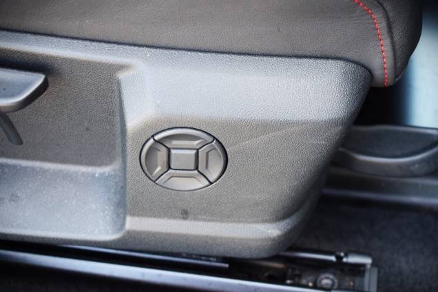 AUDI A3 S-LINE BERLINE 35 TFSI 2.0 150 CV / 78000 KMS / BANG & OLUFSEN 34