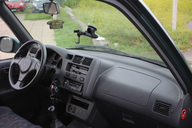 TOYOTA RAV4 2.0i 128 CV BVM5 4X4 / ORIGINE FRANCE / 2IEME MAIN 10