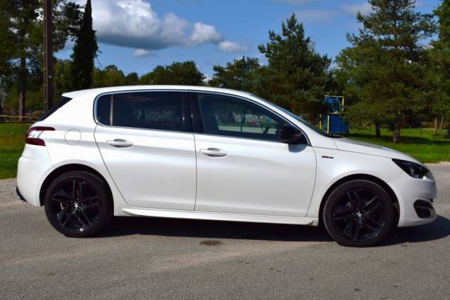 PEUGEOT 308 GT LINE 1.6 HDI 120 CV / CARNET D'ENTRETIEN COMPLET 7