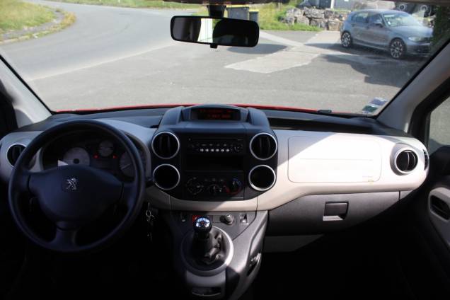 PEUGEOT PARTNER ACTIVE 1.6 HDI 92 CV BVM5 / TPMR  8