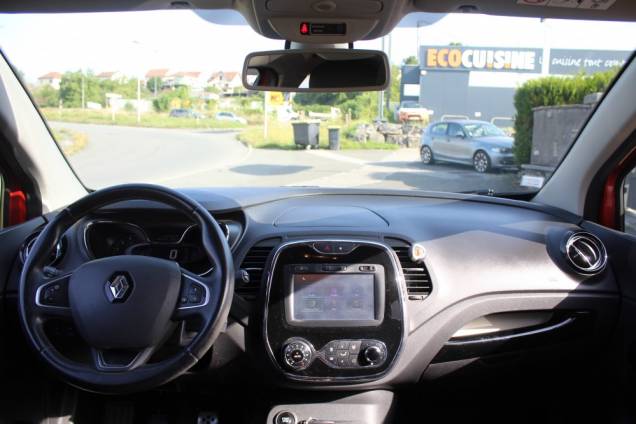RENAULT CAPTUR INTENS 1.5 DCI 110 CV BVM6 / ORIGINE FRANCE 9