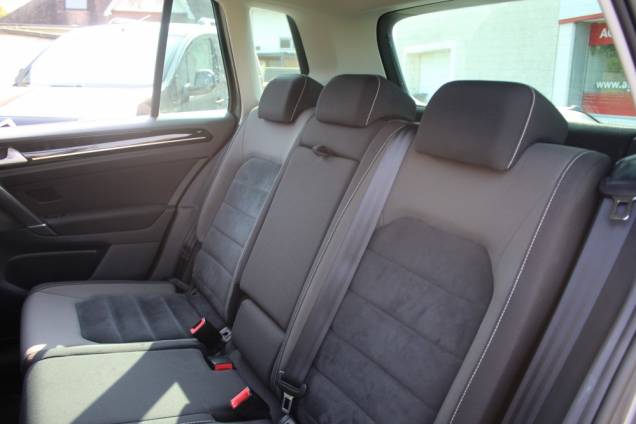 VOLKSWAGEN GOLF SPORTSVAN 1.6 TDI 110 CV BVM5 10