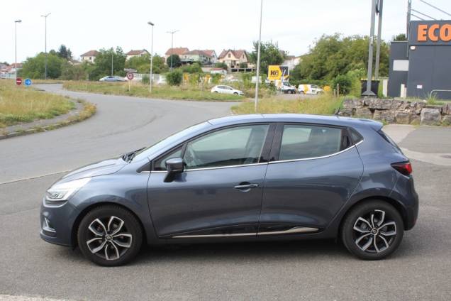 RENAULT CLIO INTENS 90 CV BVM5 / 1ER MAIN  5