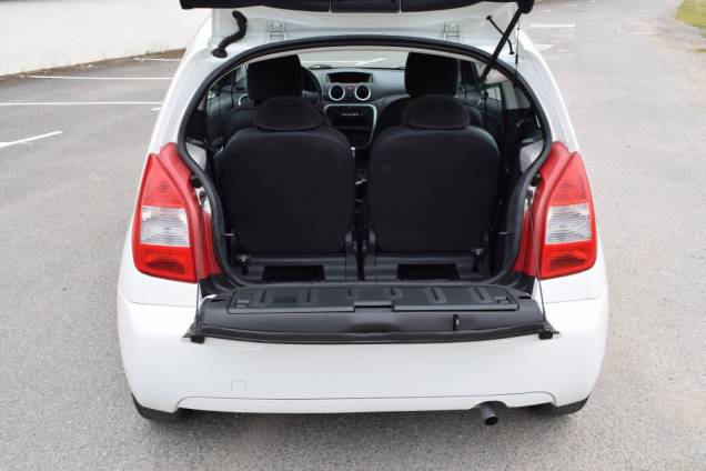 CITROEN C2 1.1 60 CV / 1ère MAIN / 55900 KMS  18