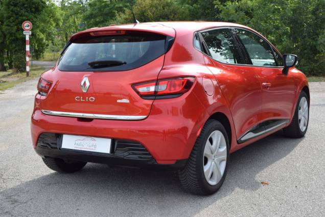 RENAULT CLIO LIMITED 1.2 75 CV 5 PORTES / 68500 KMS 4