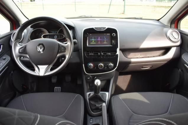 RENAULT CLIO LIMITED 1.2 75 CV 5 PORTES / 68500 KMS 16