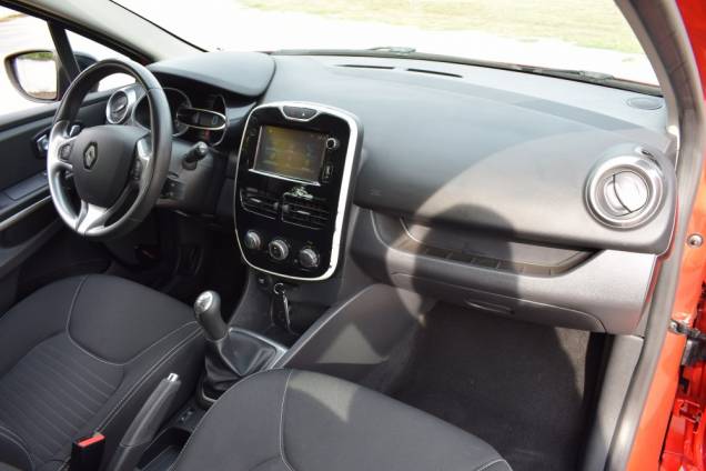 RENAULT CLIO LIMITED 1.2 75 CV 5 PORTES / 68500 KMS 17