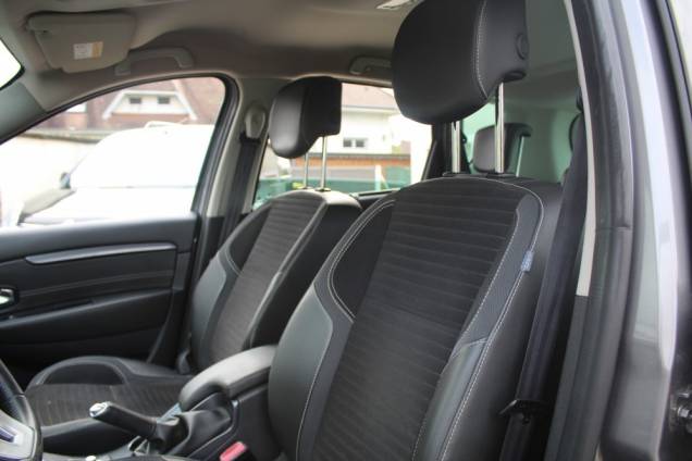 RENAULT SCENIC XMOD/BOSE 1.6 DCI 130 CV BVM6 / 1ER MAIN  11