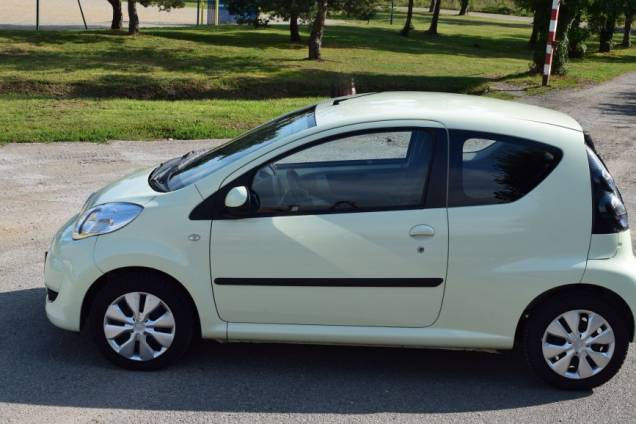 CITROEN C1 1.0 68 CV BOITE AUTOMATIQUE / 1ère MAIN / 68900 KMS 8