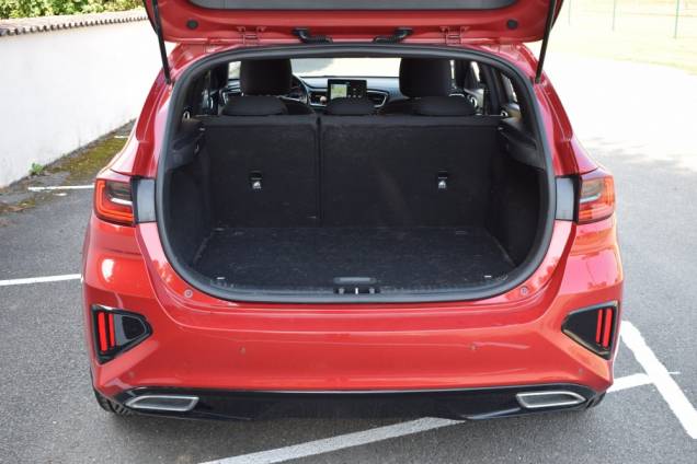 KIA CEED GT LINE 1.0 T-GDI 120 CV /  70500 KMS /  BVM 6  / SUIVI COMPLET KIA. 23