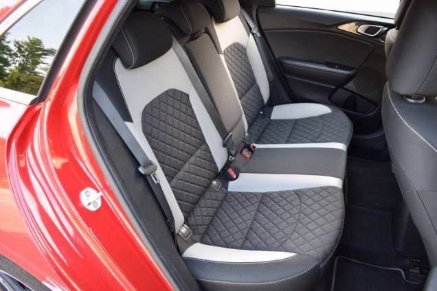 KIA CEED GT LINE 1.0 T-GDI 120 CV /  70500 KMS /  BVM 6  / SUIVI COMPLET KIA. 24