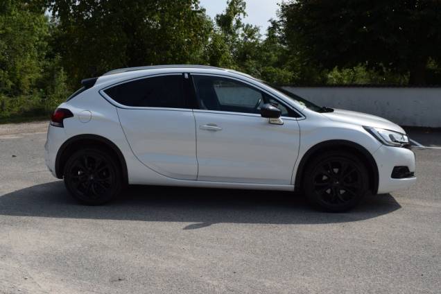 DS DS4 CROSSBACK 1.6 HDI 120 CV EAT6 / SPORT CHIC / 110500 KMS 9