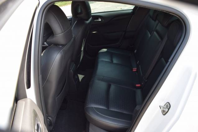 DS DS4 CROSSBACK 1.6 HDI 120 CV EAT6 / SPORT CHIC / 110500 KMS 13